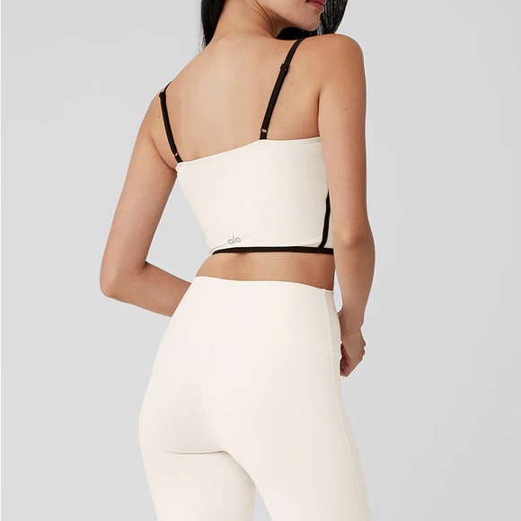 NWT ALO Yoga Airbrush Streamlined Bra Tank medium m - Picture 3 of 12